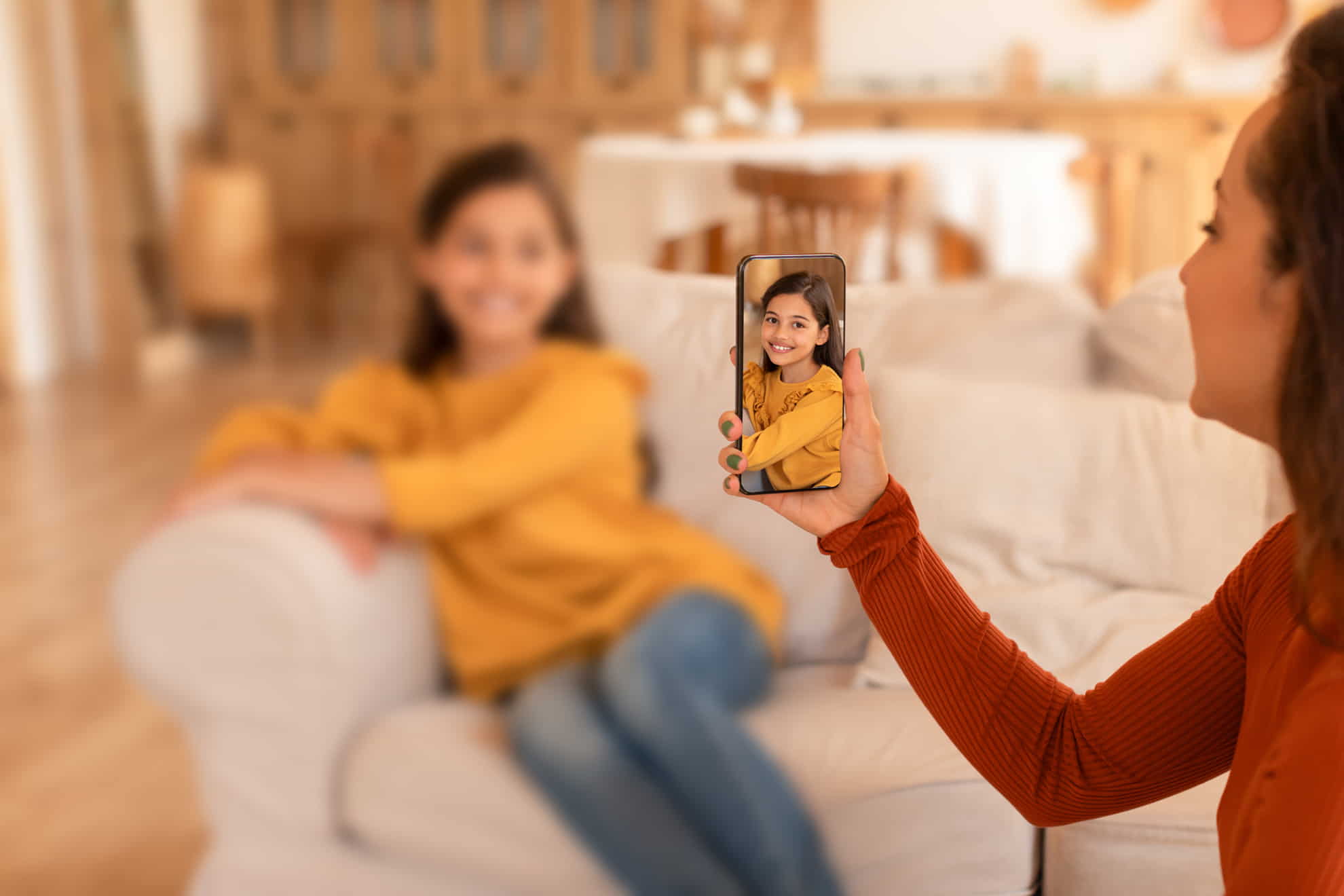 Allarme sharenting: se la privacy dei bambini finisce online