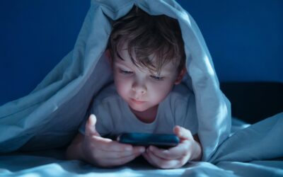 Niente dispositivi digitali sotto i 3 anni, la proposta di legge al Senato